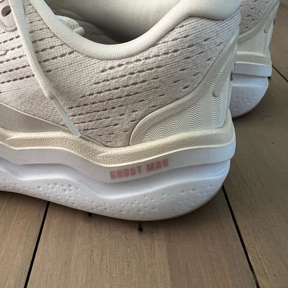 Brooks Ghost Max 2 Size 12 - Picture 11 of 11
